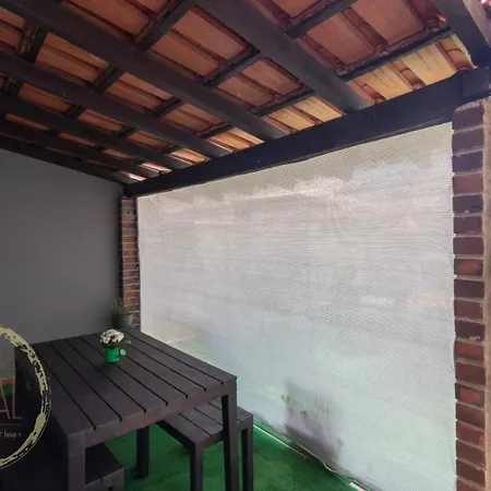 Classic Waves Baleal