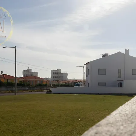 Classic Waves Baleal