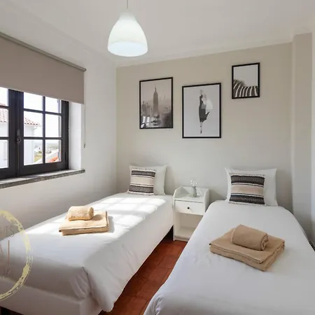 Albergue Classic Waves Baleal
