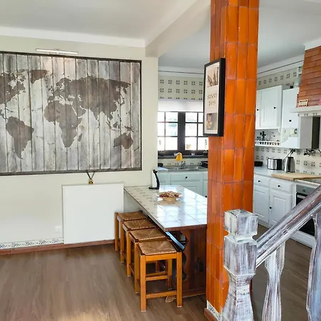 Hostal Classic Waves