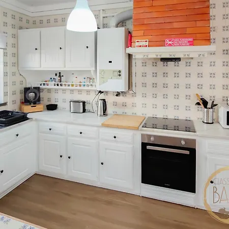 Classic Waves Baleal