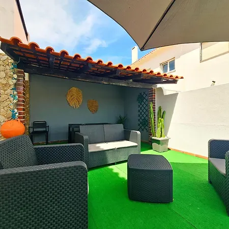Albergue Classic Waves Baleal