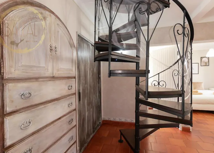 Classic Waves 旅馆